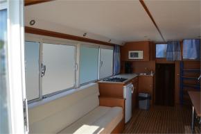 Safari Houseboat 1200