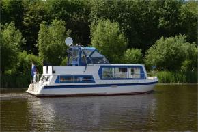 Safari Houseboat 1050