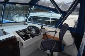 Safari Houseboat 1200